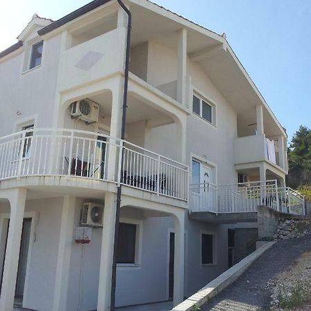 Apartments Holiday Gavric Trogir Exterior foto