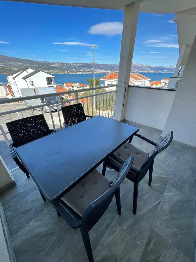 Apartments Holiday Gavric Trogir Zimmer foto