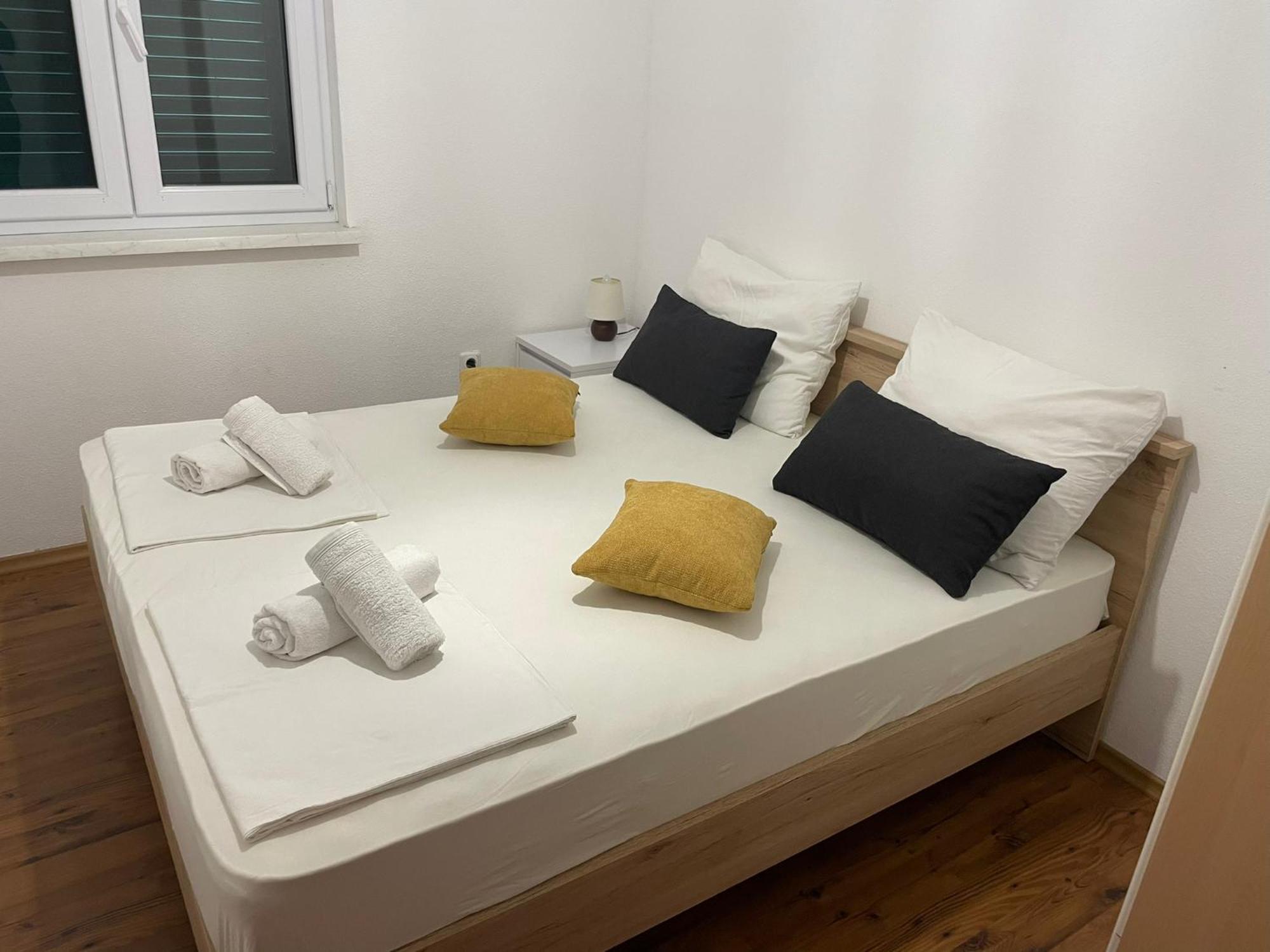 Apartments Holiday Gavric Trogir Zimmer foto